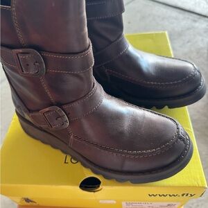 Fly London Brown Rug Boots - 37